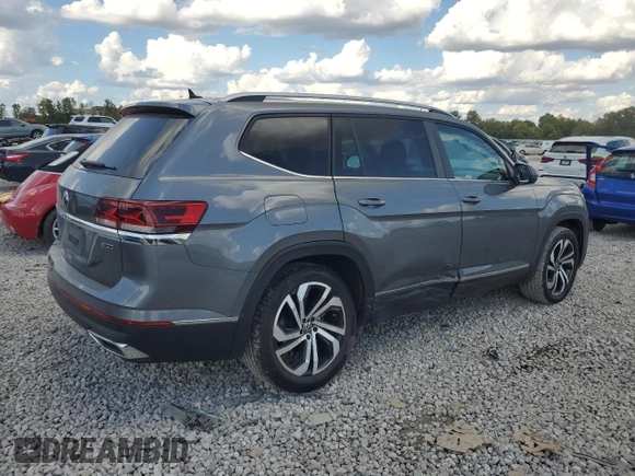 2022 Volkswagen Atlas SEL with VIN 1V2BP2CA8NC502506, listed as a Copart auction lot 70981634 with 34,960 mi miles and Salvage title. Bid and sale history available at DreamBid. Image 3.