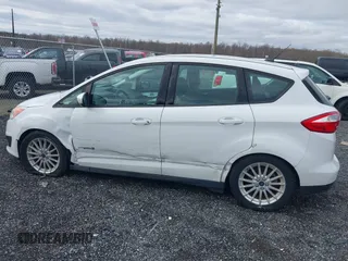 2014 Ford C-Max SE with VIN 1FADP5AU7EL504732, listed as a IAAI auction lot 41739282 with 60,801 mi miles. Bid and sale history available at carsss.com. Image 15.