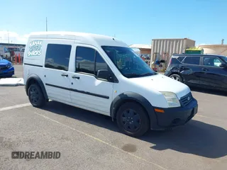 2011 Ford Transit Connect XL z VIN NM0LS6AN6BT056625, wystawiony jako IAAI lot #42234780 z przebiegiem 82 838 mil mil oraz . Historia ofert i sprzedaży dostępna na DreamBid. Obrazek 1.