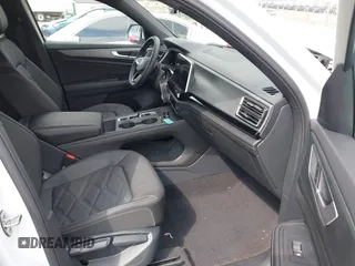 2024 Volkswagen Atlas SE with VIN 1V2LE2CA5RC243036, listed as a IAAI auction lot 41860475 with 7,766 mi miles and . Bid and sale history available at DreamBid. Image 5.