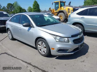 2015 Chevrolet Cruze LS with VIN 1G1PA5SH8F7275538, listed as a IAAI auction lot 42048660 with 132,977 mi miles. Bid and sale history available at carsss.com. Image 1.