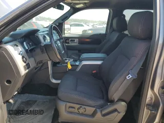 2012 Ford F-150 XL z VIN 1FTFW1CFXCFB08562, wystawiony jako Copart lot #56831465 z przebiegiem 238 430 mil mil oraz Szkody całkowita. Historia ofert i sprzedaży dostępna na DreamBid. Obrazek 7.