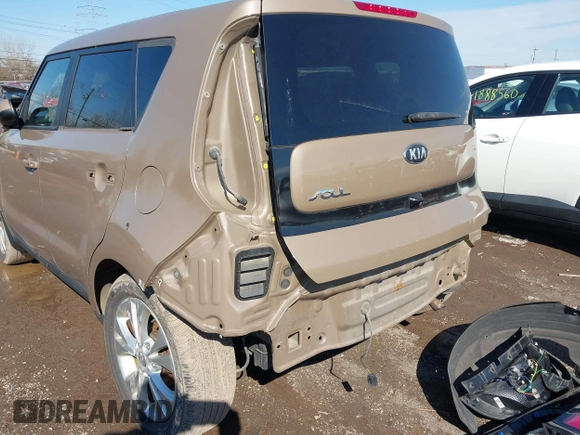 2015 Kia Soul + with VIN KNDJP3A53F7198844, listed as a IAAI auction lot 41903997 with 158,833 mi miles. Bid and sale history available at carsss.com. Image 6.