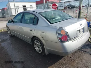 2002 Nissan Altima S with VIN 1N4AL11D62C136823, listed as a IAAI auction lot 41625439 with 201,269 mi miles. Bid and sale history available at carsss.com. Image 3.