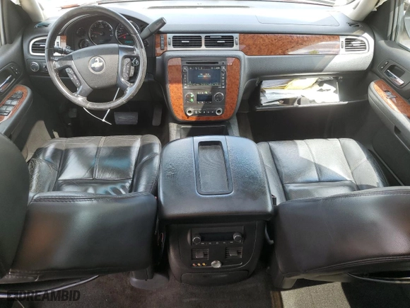 2007 Chevrolet Avalanche LT w/3LT with VIN 3GNFK12367G261924, listed as a Copart auction lot 72162084 with 312,768 mi miles and Salvage Title. Bid and sale history available at carsss.com. Image 8.