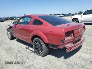2007 Ford Mustang GT Deluxe z VIN 1ZVHT82H875231542, wystawiony jako Copart lot #54949755 z przebiegiem Nie podano mil oraz Nie do naprawy • Non repairable. Historia ofert i sprzedaży dostępna na DreamBid. Obrazek 2.