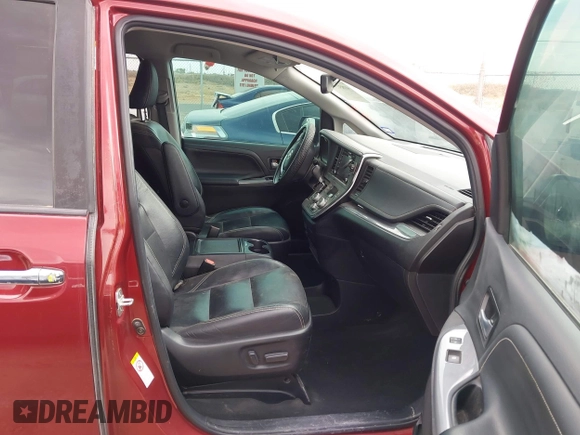 2018 Toyota Sienna SE с VIN 5TDXZ3DC4JS961452, выставлен на аукционе IAAI как лот 41850340 с пробегом 111 229 миль миль и . История ставок и продаж доступна на DreamBid. Изображение 5.