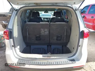 2021 Kia Sedona EX with VIN KNDMB5C11M6664811, listed as a IAAI auction lot 41390328 with 128,568 mi miles. Bid and sale history available at carsss.com. Image 8.