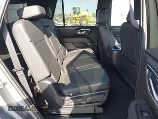 2023 Chevrolet Tahoe LT z VIN 1GNSKNKD0PR316432, wystawiony jako IAAI lot #42163185 z przebiegiem 66 293 mil mil oraz . Historia ofert i sprzedaży dostępna na DreamBid. Obrazek 8.