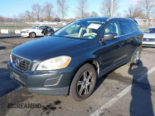 2012 Volvo XC60 3.0L with VIN YV4902DZ9C2309922, listed as a IAAI auction lot 41853170 with 121,325 mi miles. Bid and sale history available at carsss.com. Image 17.
