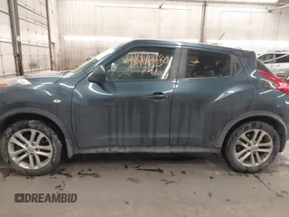 2011 Nissan Juke SL with VIN JN8AF5MV7BT026204, listed as a IAAI auction lot 41476430 with 104,354 mi miles. Bid and sale history available at carsss.com. Image 15.
