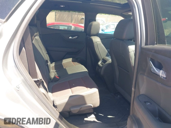 2023 Chevrolet Blazer RS z VIN 3GNKBKRS0PS227668, wystawiony jako IAAI lot #42337868 z przebiegiem 10 286 mil mil oraz . Historia ofert i sprzedaży dostępna na DreamBid. Obrazek 8.