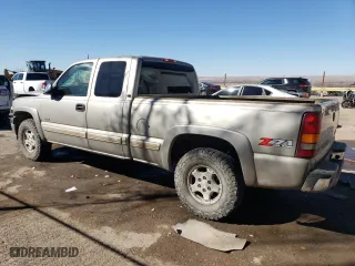 2002 Chevrolet Silverado 1500 LT with VIN 2GCEK19T321429448, listed as a Copart auction lot 46532795 with 269,259 mi miles and Salvage Title. Bid and sale history available at carsss.com. Image 2.