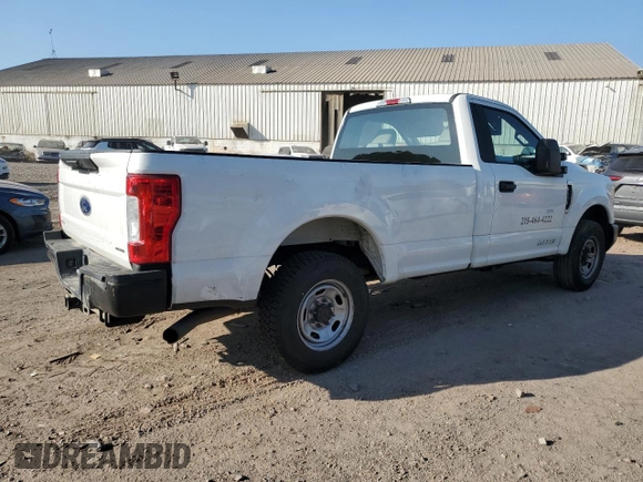 2019 Ford F-250 XL with VIN 1FTBF2A68KEG63053, listed as a Copart auction lot 61022255 with Not provided miles and Salvage title. Bid and sale history available at DreamBid. Image 3.