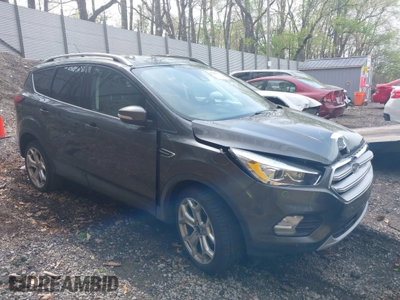 2019 Ford Escape Titanium с VIN 1FMCU9J99KUA43102, выставлен на аукционе IAAI как лот 42146907 с пробегом 91 724 миль миль и . История ставок и продаж доступна на DreamBid. Изображение 1.