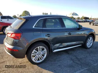 2019 Audi Q5 Premium Plus with VIN WA1BNAFY3K2137464, listed as a Copart auction lot 70024962 with 27,468 mi miles. Bid and sale history available at carsss.com. Image 3.
