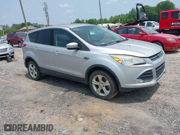2013 Ford Escape SE с VIN 1FMCU9GX2DUC08450, выставлен на аукционе IAAI как лот 42414210 с пробегом 173 924 миль миль и . История ставок и продаж доступна на DreamBid. Изображение 1.