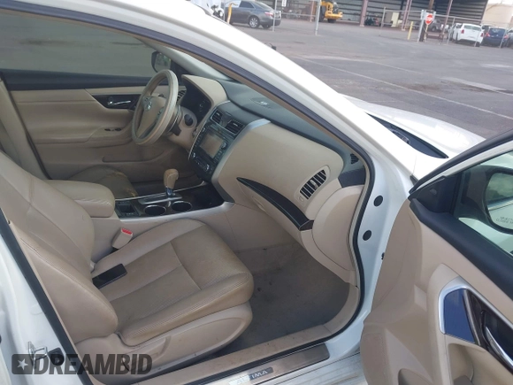 2013 Nissan Altima SL z VIN 1N4BL3AP6DC277579, wystawiony jako IAAI lot #42150029 z przebiegiem 257 273 mil mil oraz . Historia ofert i sprzedaży dostępna na DreamBid. Obrazek 5.