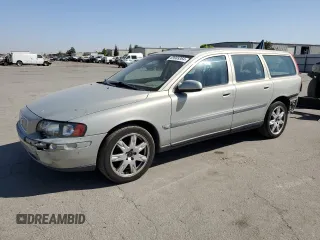 2002 Volvo V70 with VIN YV1SJ58DX21263405, listed as a Copart auction lot 69989364 with 133,710 mi miles and Salvage Title. Bid and sale history available at carsss.com. Image 1.