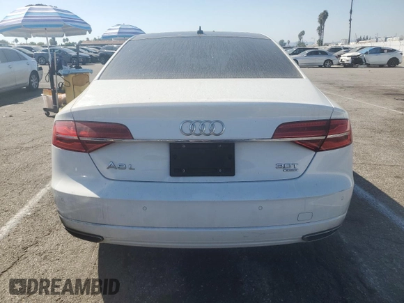 2018 Audi A8 z VIN WAU44AFD5JN000311, wystawiony jako Copart lot #72820344 z przebiegiem 70 140 mil mil oraz Szkoda całkowita • Salvage title. Historia ofert i sprzedaży dostępna na DreamBid. Obrazek 6.
