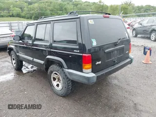 2000 Jeep Cherokee with VIN 1J4FF48S4YL145195, listed as a IAAI auction lot 42302654 with 173,764 mi miles and . Bid and sale history available at DreamBid. Image 3.