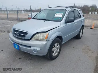 2006 Kia Sorento LX with VIN KNDJD733965536853, listed as a IAAI auction lot 41557090 with NaN miles. Bid and sale history available at carsss.com. Image 2.