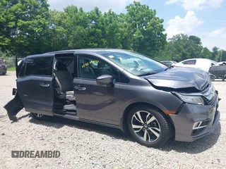 2018 Honda Odyssey Elite with VIN 5FNRL6H95JB087952, listed as a IAAI auction lot 42579817 with 96,577 mi miles and . Bid and sale history available at DreamBid. Image 14.