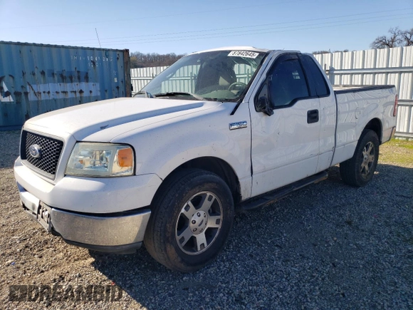 2004 Ford F-150 XL with VIN 1FTRF12W84NA73428, listed as a Copart auction lot 87842645 with 209,604 mi miles and Salvage Title. Bid and sale history available at carsss.com. Image 1.