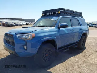 2018 Toyota 4Runner SR5 z VIN JTEBU5JR5J5488241, wystawiony jako IAAI lot #41997070 z przebiegiem 68 551 mil mil oraz . Historia ofert i sprzedaży dostępna na DreamBid. Obrazek 17.