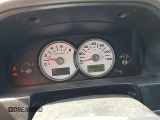 2005 Ford Escape XLS Value with VIN 1FMYU02Z75KB20193, listed as a Copart auction lot 52898665 with 121,166 mi miles and Salvage Title. Bid and sale history available at carsss.com. Image 9.