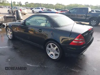 2000 Mercedes-Benz SLK-Class Kompressor with VIN WDBKK47F6YF165062, listed as a IAAI auction lot 42028279 with 105,707 mi miles. Bid and sale history available at carsss.com. Image 3.