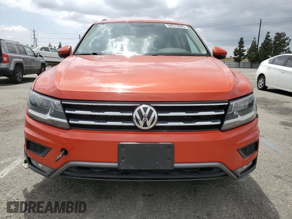 2018 Volkswagen Tiguan SEL with VIN 3VV3B7AX8JM083219, listed as a Copart auction lot 54275945 with 59,780 mi miles and Salvage title. Bid and sale history available at DreamBid. Image 5.