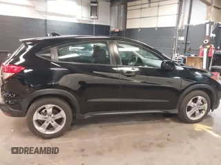 2021 Honda HR-V LX with VIN 3CZRU6H30MM710767, listed as a IAAI auction lot 42024370 with 43,096 mi miles. Bid and sale history available at carsss.com. Image 13.