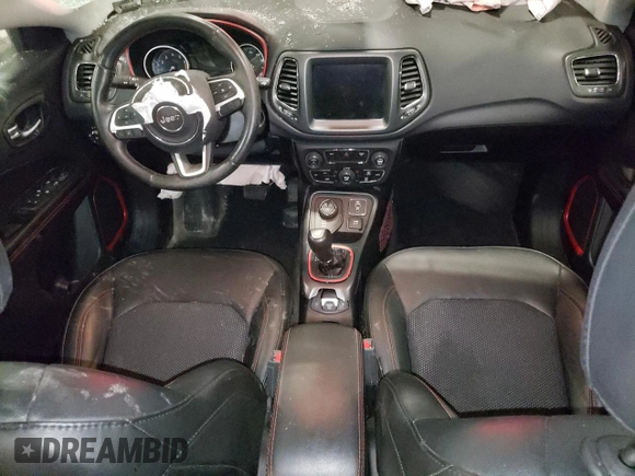 2019 Jeep Compass Trailhawk z VIN 3C4NJDDB2KT772222, wystawiony jako Copart lot #51116265 z przebiegiem 39 384 mil mil oraz Szkoda całkowita • Salvage title. Historia ofert i sprzedaży dostępna na DreamBid. Obrazek 8.