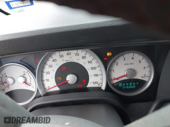 2006 Dodge Durango SLT with VIN 1D4HD48296F130663, listed as a IAAI auction lot 41249997 with 246,850 mi miles and . Bid and sale history available at DreamBid. Image 7.