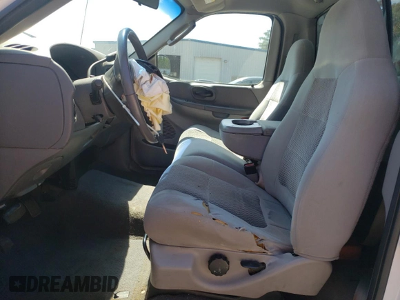 2004 Ford F-150 XL с VIN 2FTRF17214CA03829, выставлен на аукционе Copart как лот 56030355 с пробегом Не указан миль и Списание • Salvage title. История ставок и продаж доступна на DreamBid. Изображение 7.