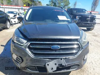 2019 Ford Escape SE with VIN 1FMCU0GD3KUB57331, listed as a IAAI auction lot 41701265 with 101,803 mi miles. Bid and sale history available at carsss.com. Image 12.