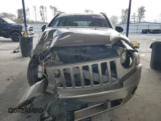 2007 Jeep Compass Sport with VIN 1J8FT47W47D368891, listed as a Copart auction lot 85054114 with 251,737 mi miles and Salvage Title. Bid and sale history available at carsss.com. Image 5.
