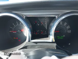 2008 Ford Mustang Deluxe with VIN 1ZVHT80N085170844, listed as a IAAI auction lot 41673185 with 274,392 mi miles. Bid and sale history available at carsss.com. Image 7.