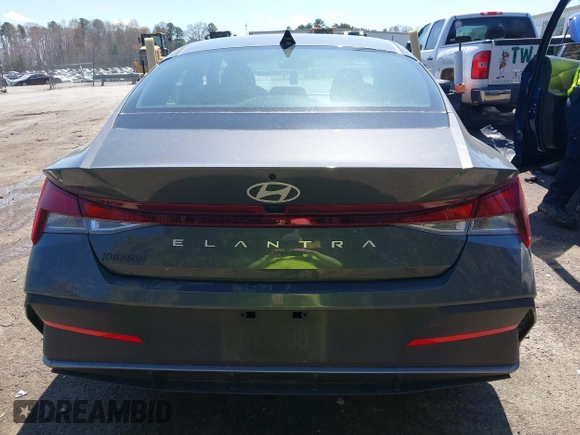 2024 Hyundai Elantra SEL with VIN KMHLM4DG1RU756860, listed as a IAAI auction lot 41887650 with 9,250 mi miles. Bid and sale history available at carsss.com. Image 16.