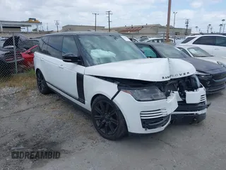 2019 Land Rover Range Rover with VIN SALGS5RE8KA550931, listed as a IAAI auction lot 41702576 with 47,568 mi miles. Bid and sale history available at carsss.com. Image 1.