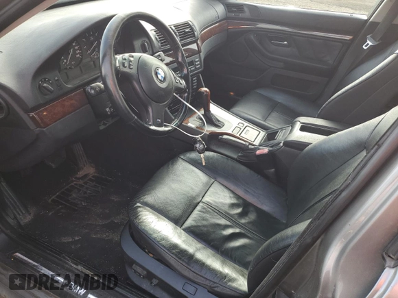 2003 BMW 5 Series 530iA with VIN WBADT63423CK45151, listed as a Copart auction lot 83069884 with 338,683 mi miles and Clean Title. Bid and sale history available at carsss.com. Image 7.