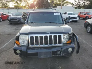 2008 Jeep Commander Limited with VIN 1J8HH58N98C236772, listed as a Copart auction lot 71042404 with 217,780 mi miles and Salvage Title. Bid and sale history available at carsss.com. Image 5.