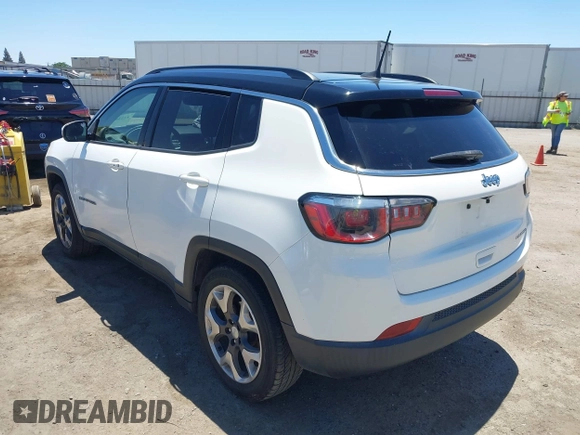 2018 Jeep Compass Limited z VIN 3C4NJCCB7JT410882, wystawiony jako IAAI lot #42536532 z przebiegiem 70 404 mil mil oraz . Historia ofert i sprzedaży dostępna na DreamBid. Obrazek 3.