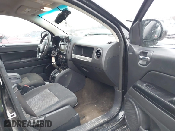 2016 Jeep Compass 75th Anniversary with VIN 1C4NJCBB9GD506531, listed as a IAAI auction lot 41769924 with 123,752 mi miles and . Bid and sale history available at DreamBid. Image 5.
