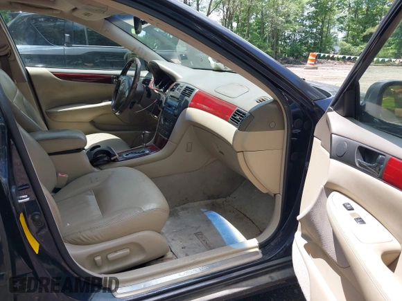 2002 Lexus ES 300 с VIN JTHBF30G525020660, выставлен на аукционе IAAI как лот 42470421 с пробегом 215 802 миль миль и . История ставок и продаж доступна на DreamBid. Изображение 5.