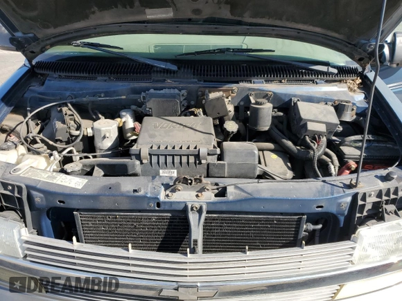 2002 Chevrolet Astro with VIN 1GNDM19X42B146444, listed as a Copart auction lot 81705144 with 178,695 mi miles and Clean Title. Bid and sale history available at carsss.com. Image 12.