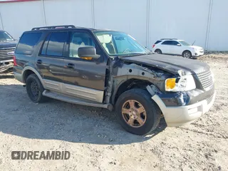 2006 Ford Expedition Eddie Bauer with VIN 1FMFU17516LA09167, listed as a IAAI auction lot 41217226 with 199,761 mi miles. Bid and sale history available at carsss.com. Image 1.