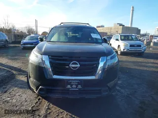 2024 Nissan Pathfinder SV with VIN 5N1DR3BC9RC267290, listed as a IAAI auction lot 41577880 with 4,192 mi miles. Bid and sale history available at carsss.com. Image 12.