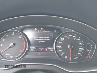 2022 Audi Q5 S line Premium z VIN WA1GAAFY4N2046211, wystawiony jako IAAI lot #41934968 z przebiegiem 36 437 mil mil oraz . Historia ofert i sprzedaży dostępna na DreamBid. Obrazek 7.